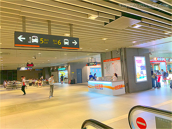 台中高鐵站6號出口